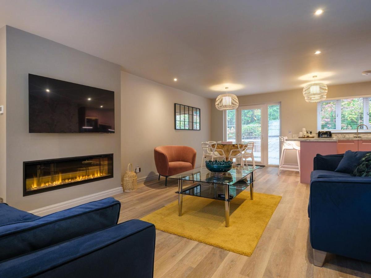 The Neon Rose Villa Bowness-on-Windermere Eksteriør bilde