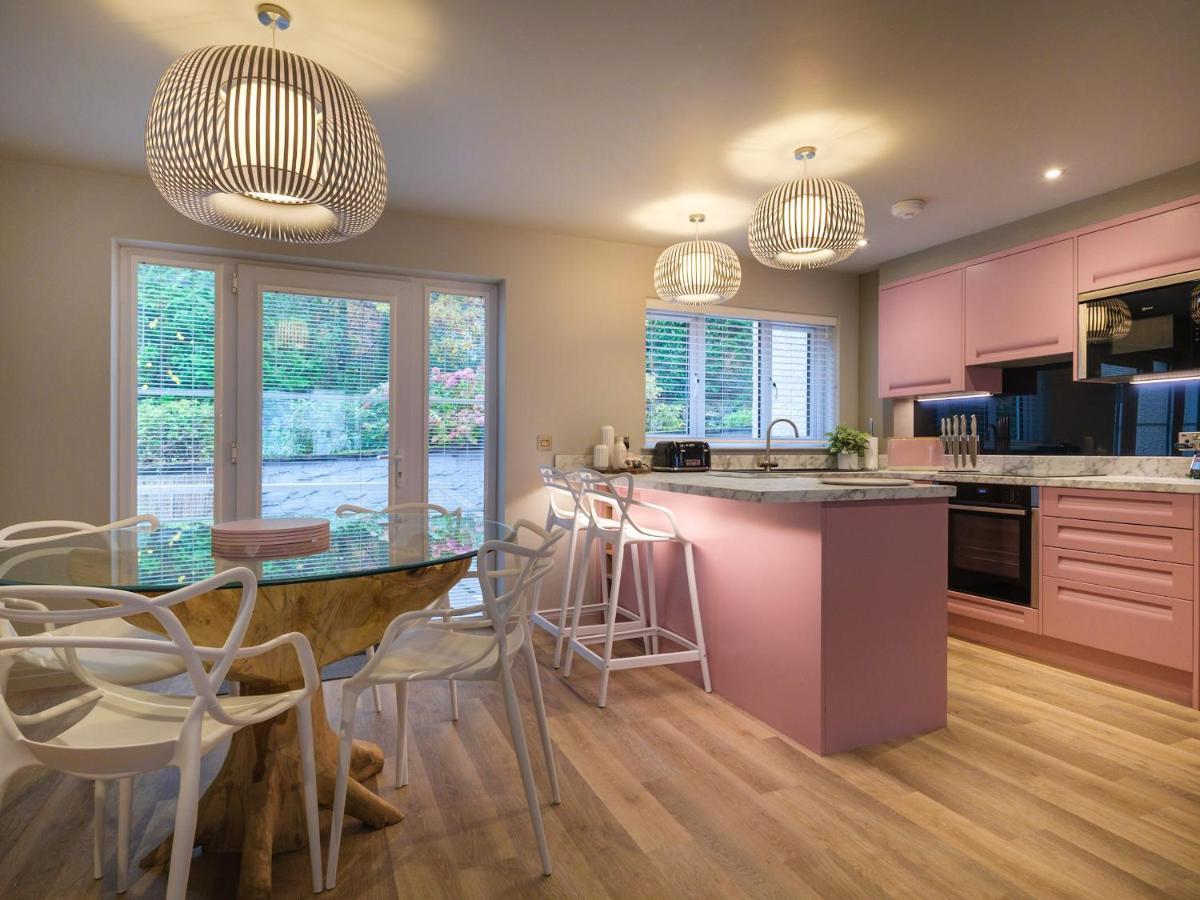 The Neon Rose Villa Bowness-on-Windermere Eksteriør bilde