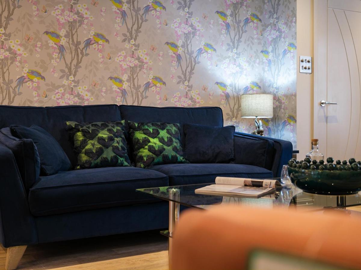 The Neon Rose Villa Bowness-on-Windermere Eksteriør bilde
